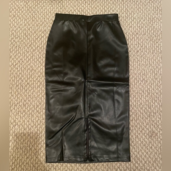 Black Faux Leather Pencil Skirt w/ a Slit - Picture 2 of 2